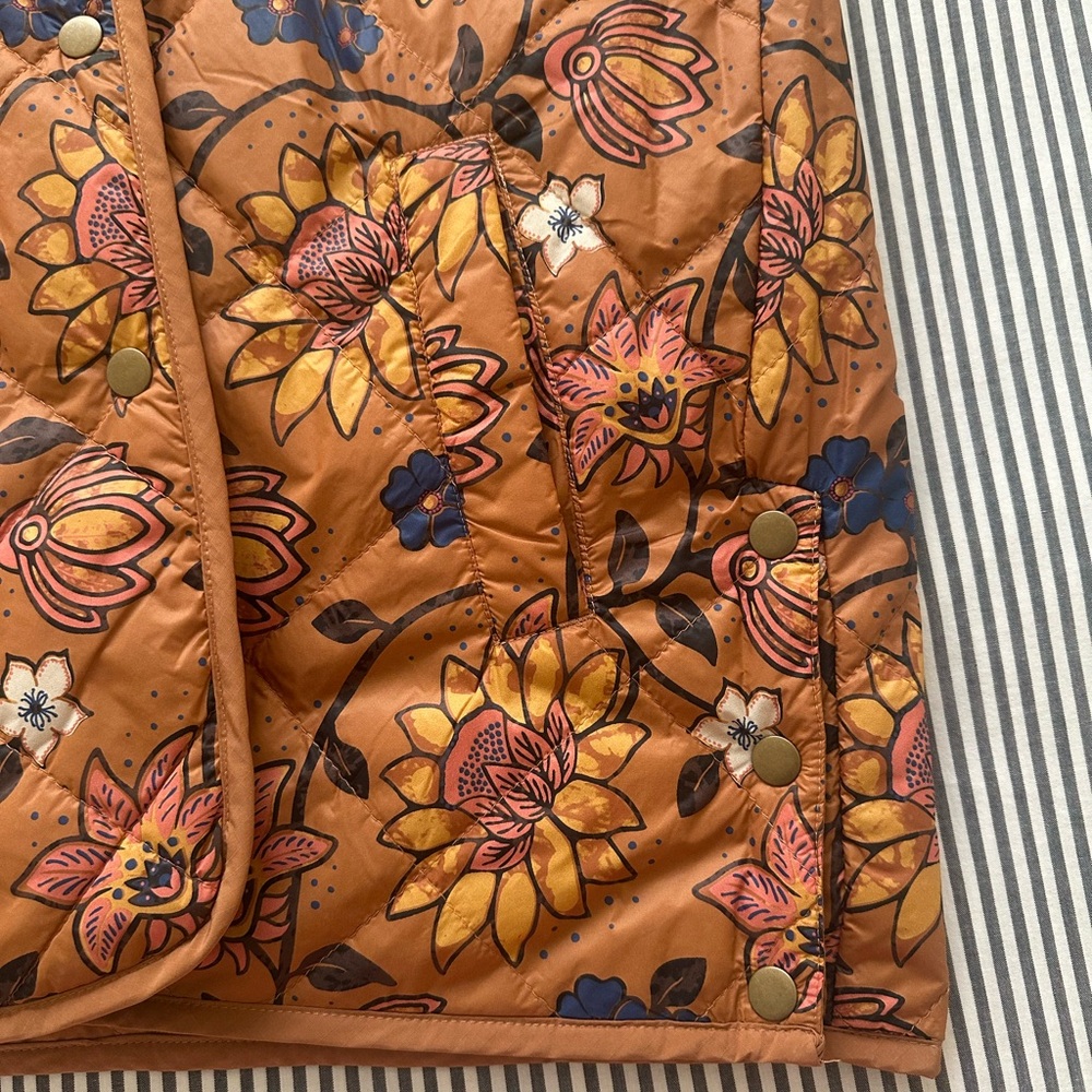 Marine Layer Reversible Quilted Jacket - Picture 6 of 7